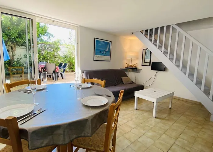 Location Dans Avec Piscine Proche *